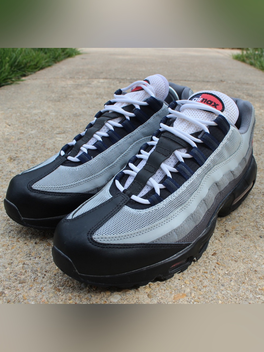 Nike Air Max 95 'Track Red Smoke Grey' Men's Sneaker Sz 11